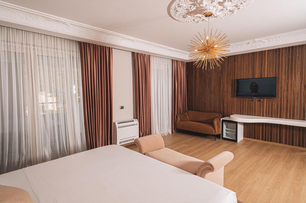 מלון Vlorë Grand Mirage מראה חיצוני תמונה