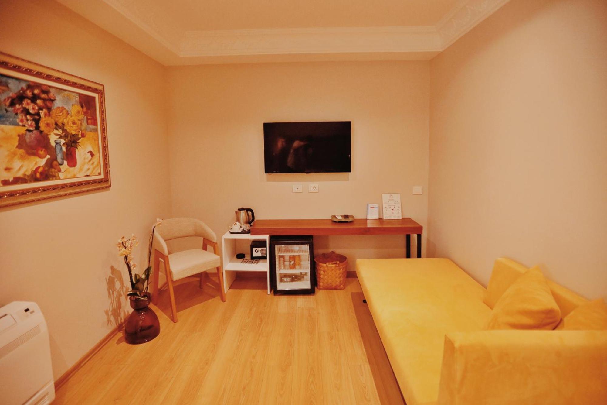 מלון Vlorë Grand Mirage מראה חיצוני תמונה